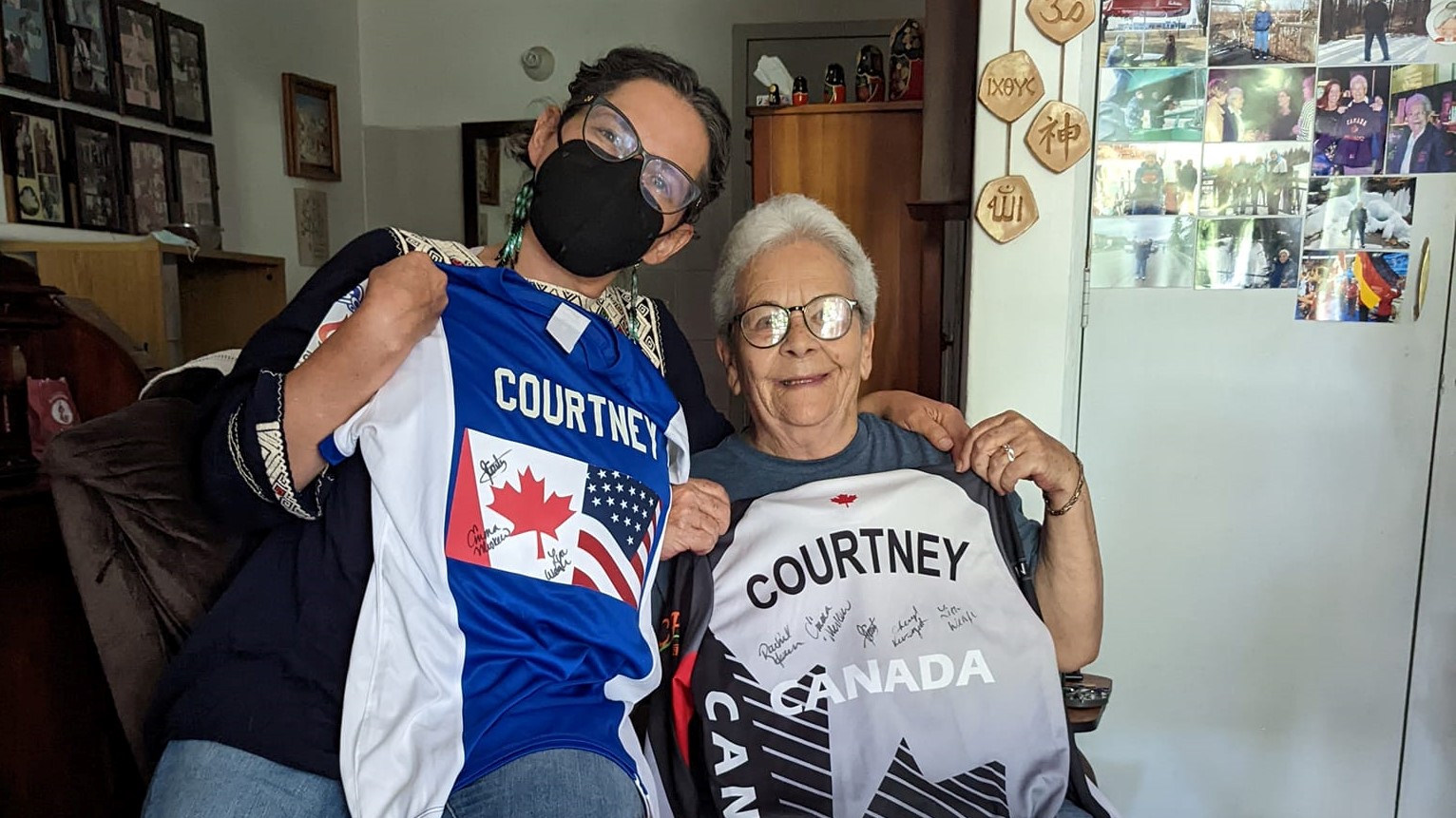 Doña Gavi: La Madrina de Curling México/ Ms. Gavi: Godmother of México Curling